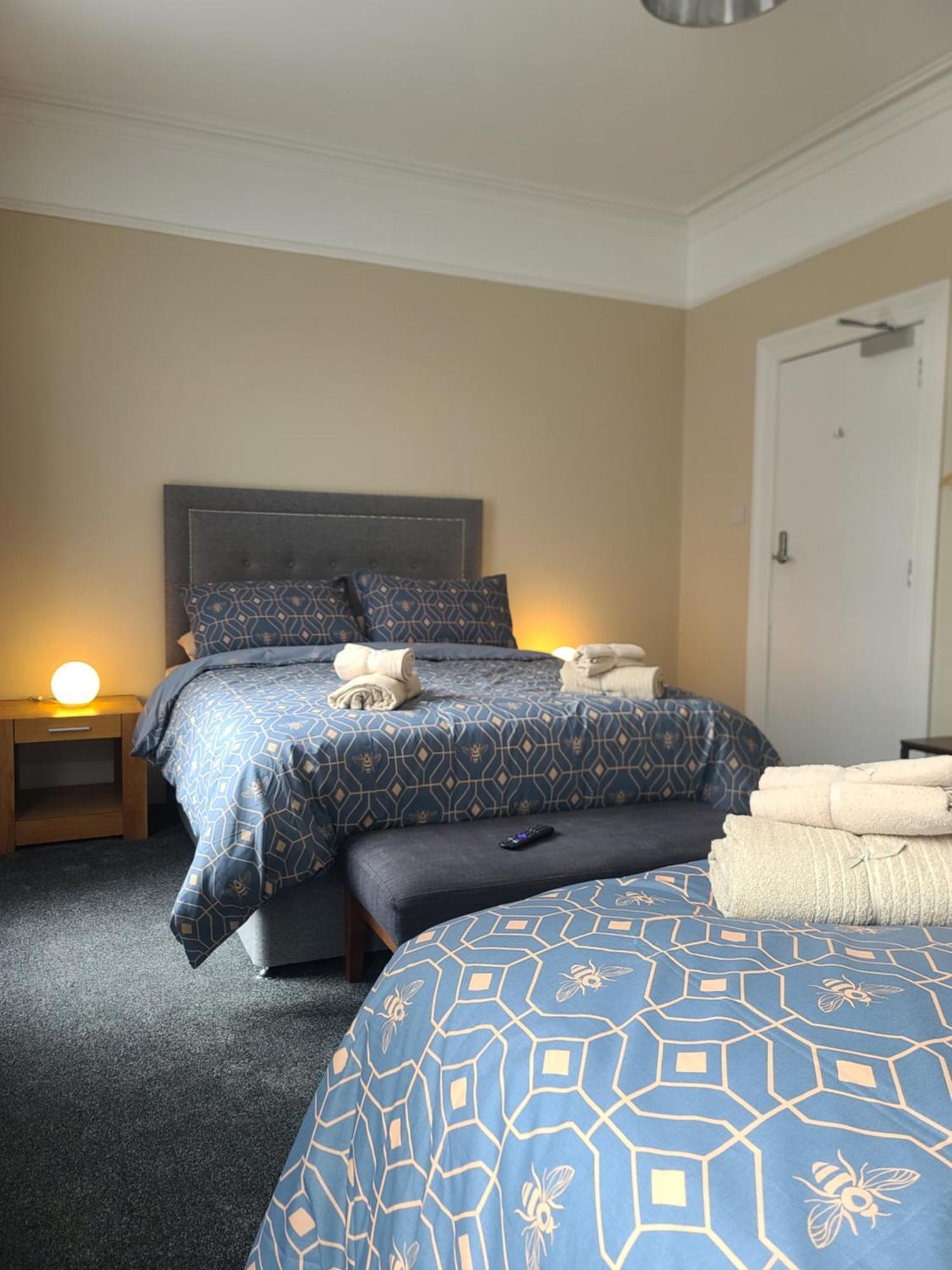 Roskeen Townhouse Belfast Extérieur photo